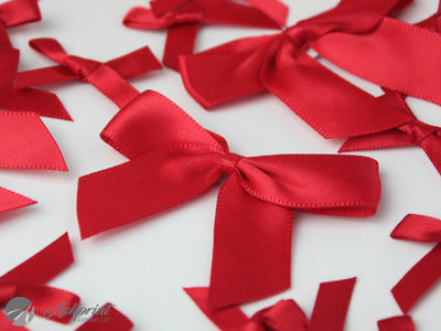 3 UNIQUE WAYS TO TIE BOWS FOR YOUR GIFTS